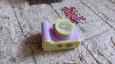 Camera Shape Pencil Sharpener – Stylish & Lightweight Manual Sharpener for Kids & Office Use (1 Pc)